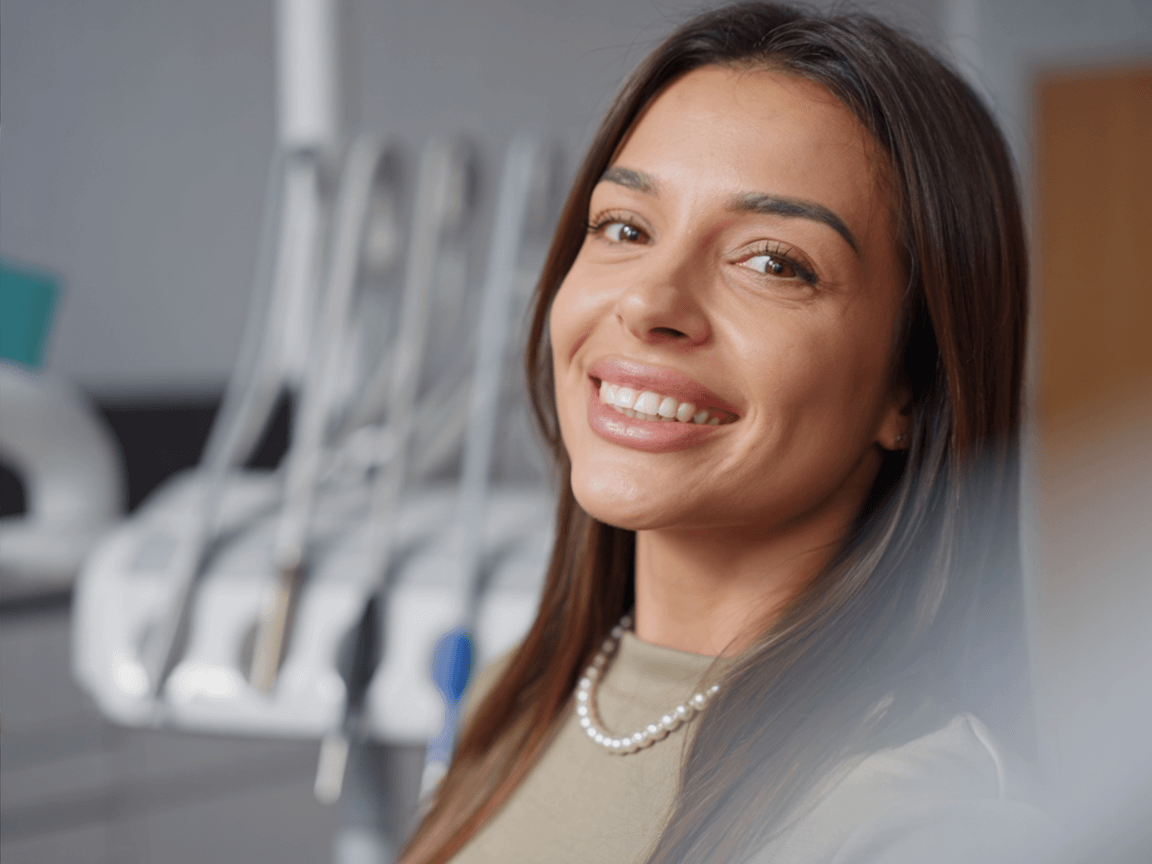 Порцеланови корони Варна Естествена красота без метал